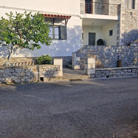 Anna Maria Agios Nikolaos (Mani)