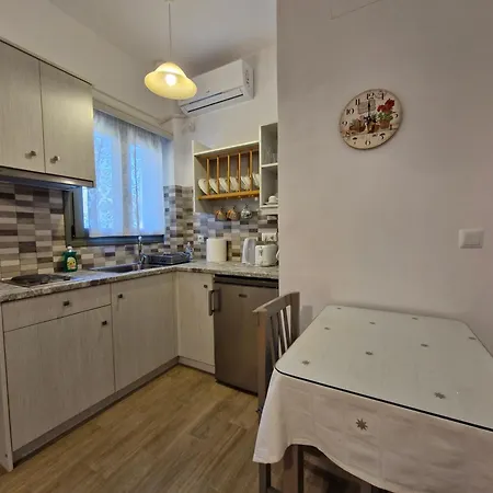 Anna Maria Studios * Ájosz Nikólaosz